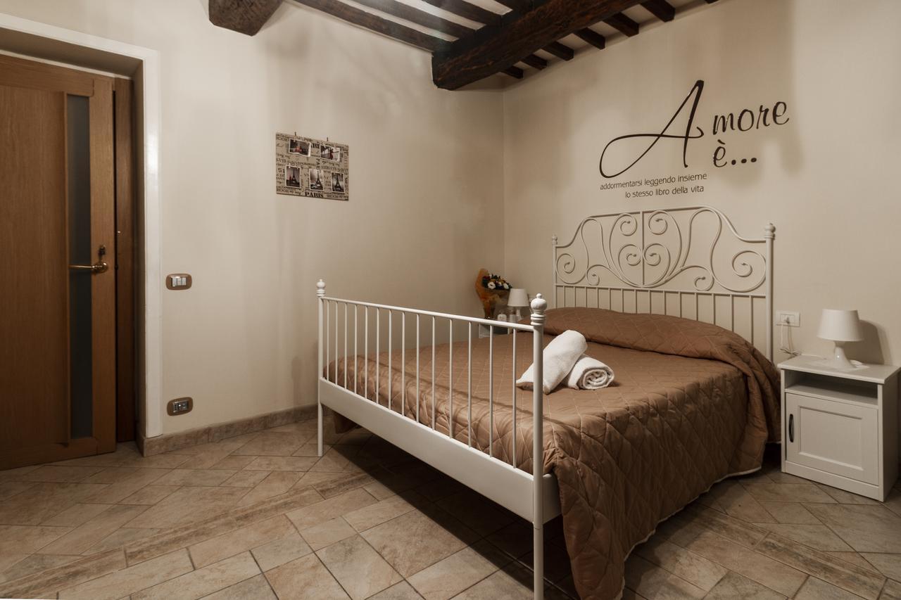 Flori'S Bed and Breakfast Viareggio Eksteriør billede