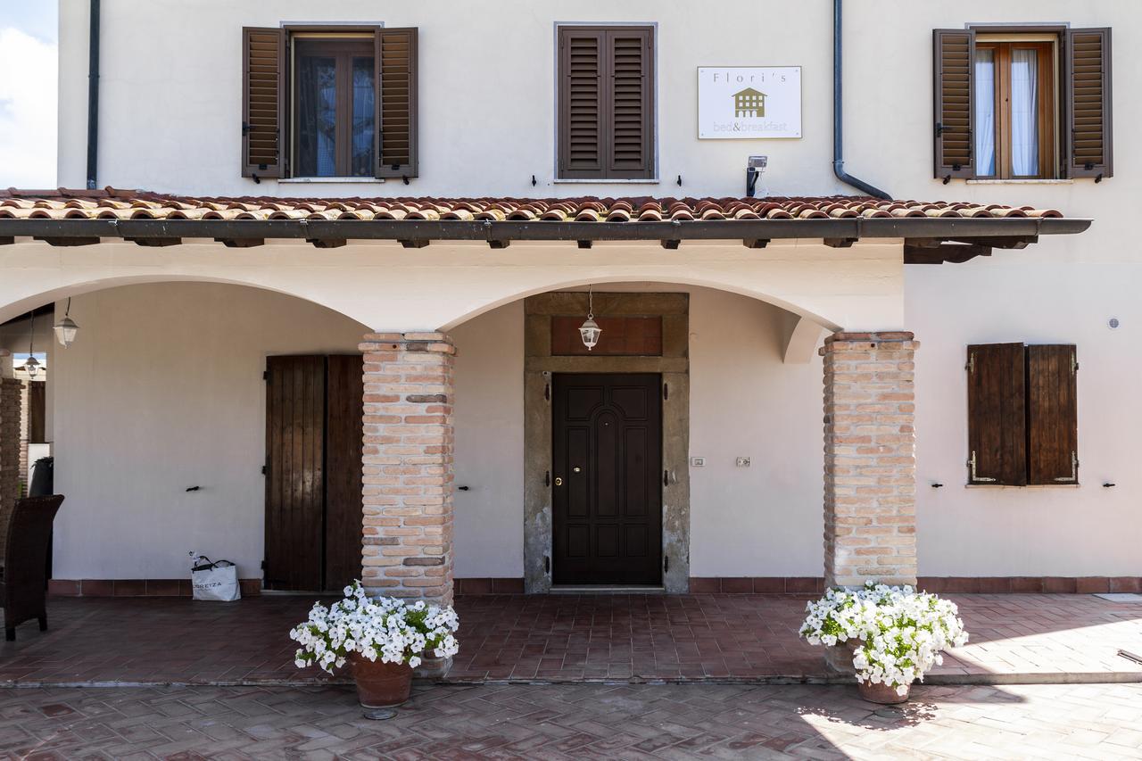 Flori'S Bed and Breakfast Viareggio Eksteriør billede