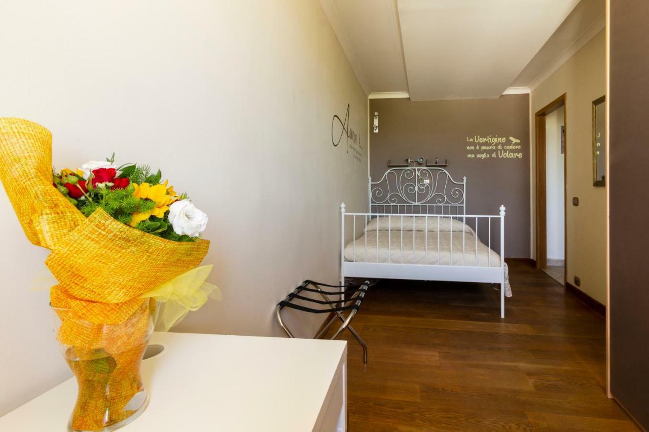 Flori'S Bed and Breakfast Viareggio Eksteriør billede